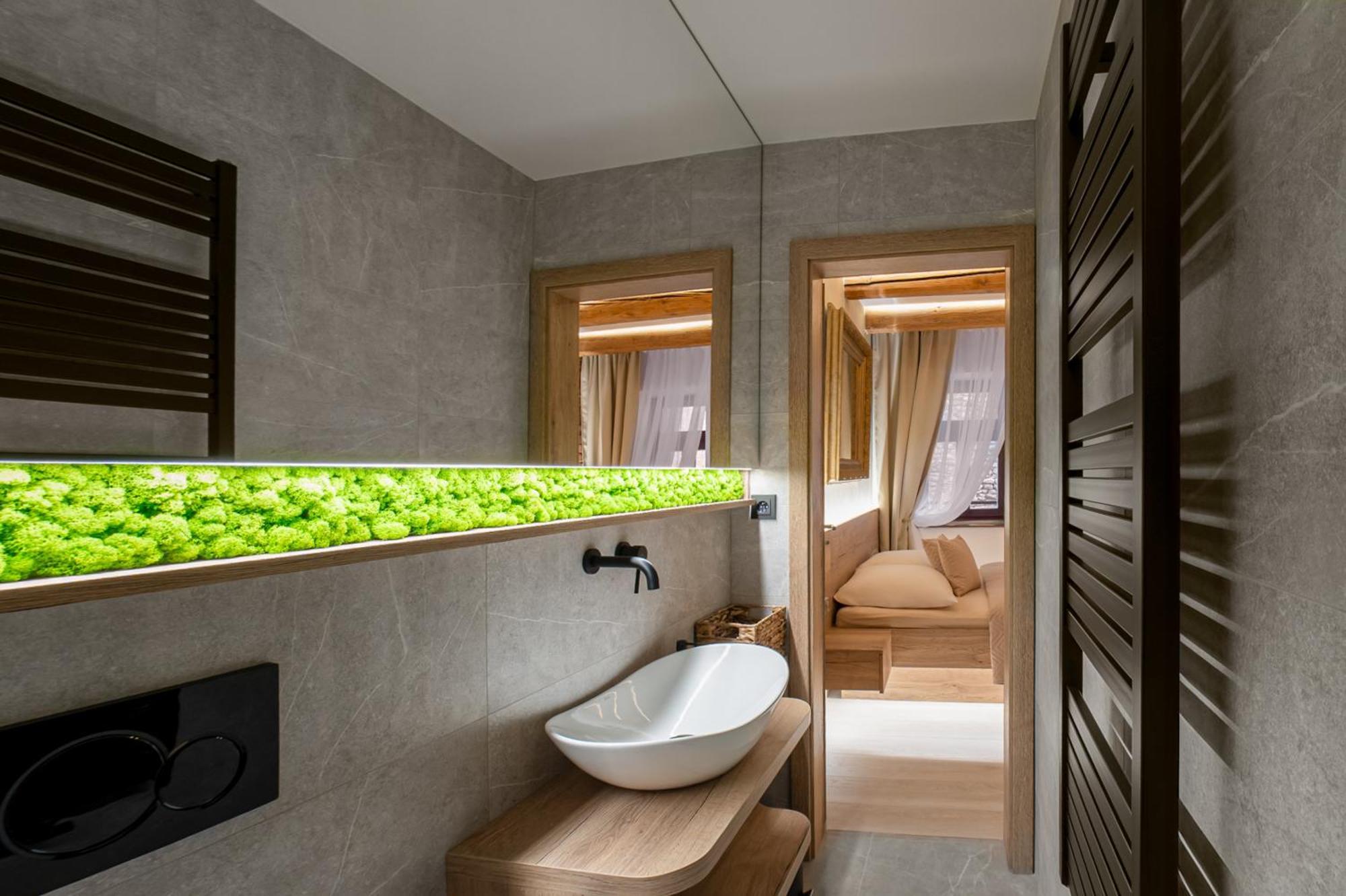 אולומוץ White Wolf Boutique Apartments מראה חיצוני תמונה